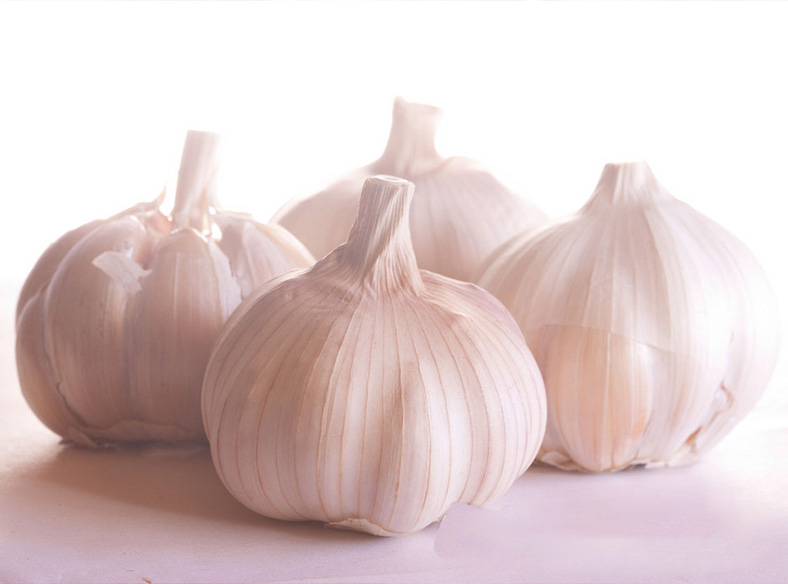 脱水蒜粒：厨房中的调味神器与健康守护者